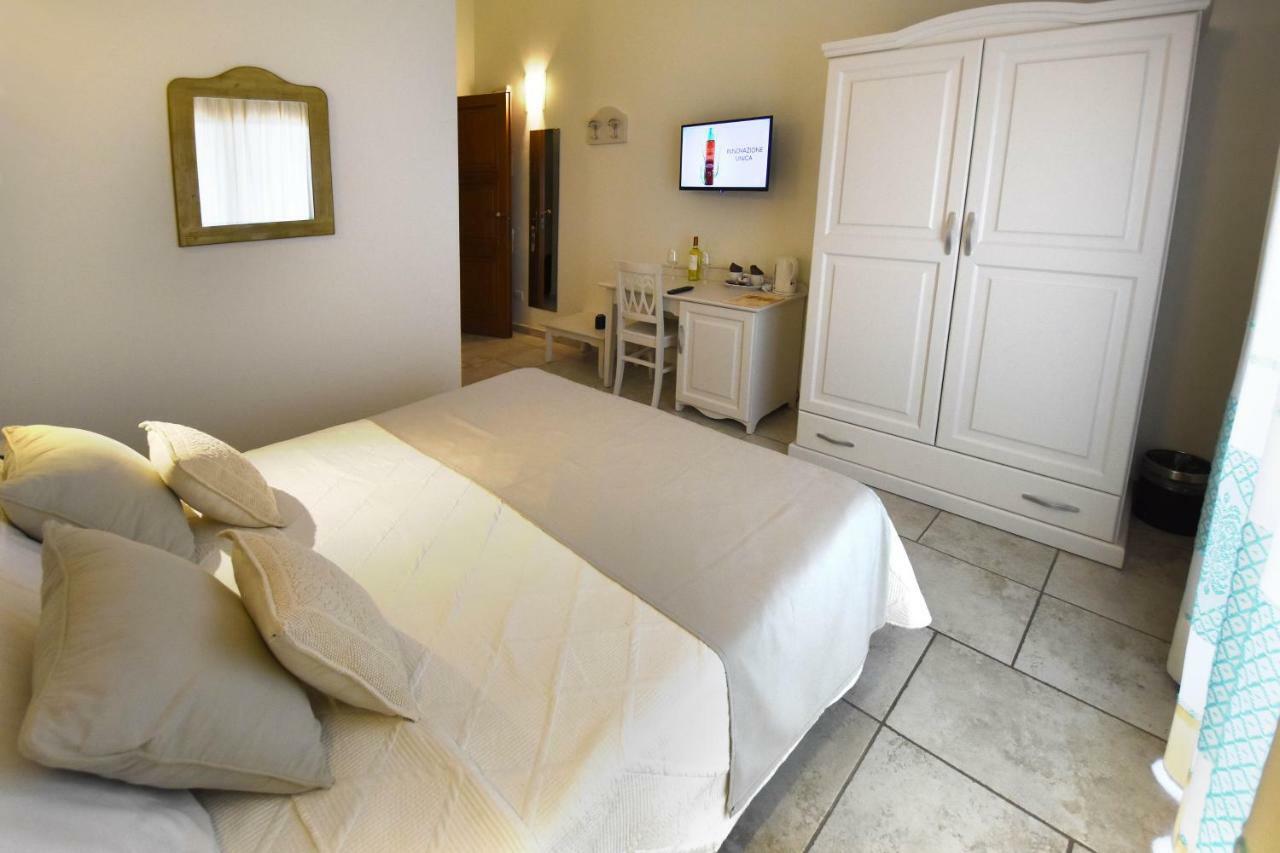 B&B I Graniti Sardi Villasimius Eksteriør billede